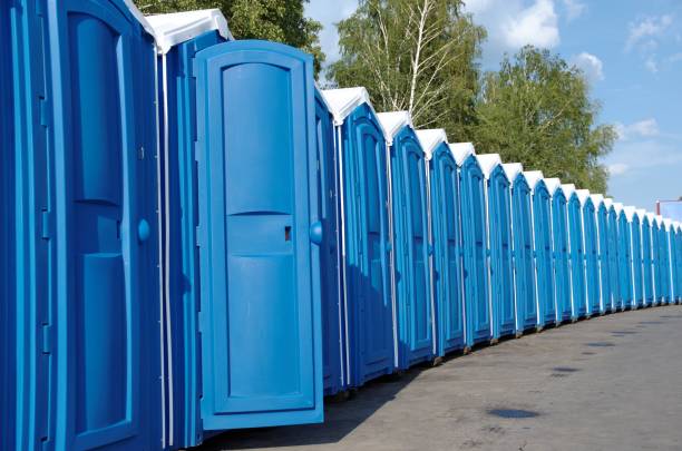 Best Portable restroom trailer rental  in Barron, WI